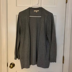XL Grey women’s cardigan in good condition. Used